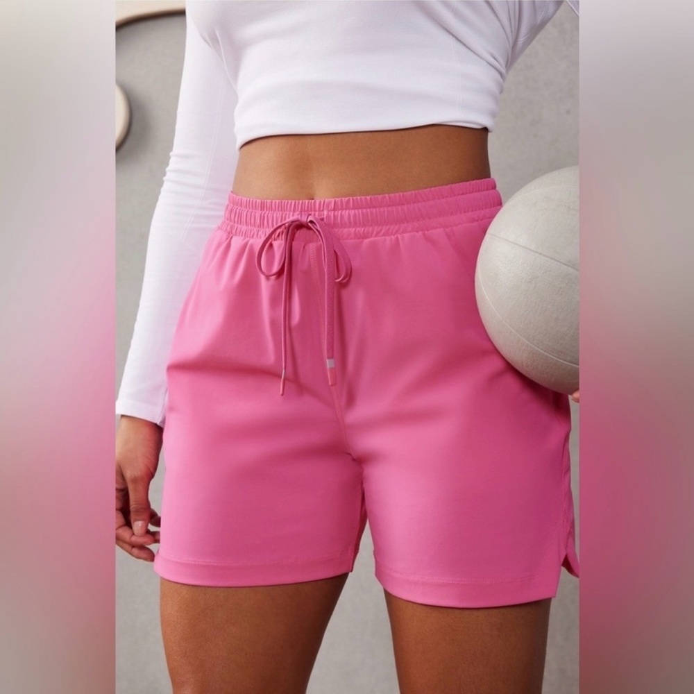 Fabletics One Shorts 5” Bright Pink